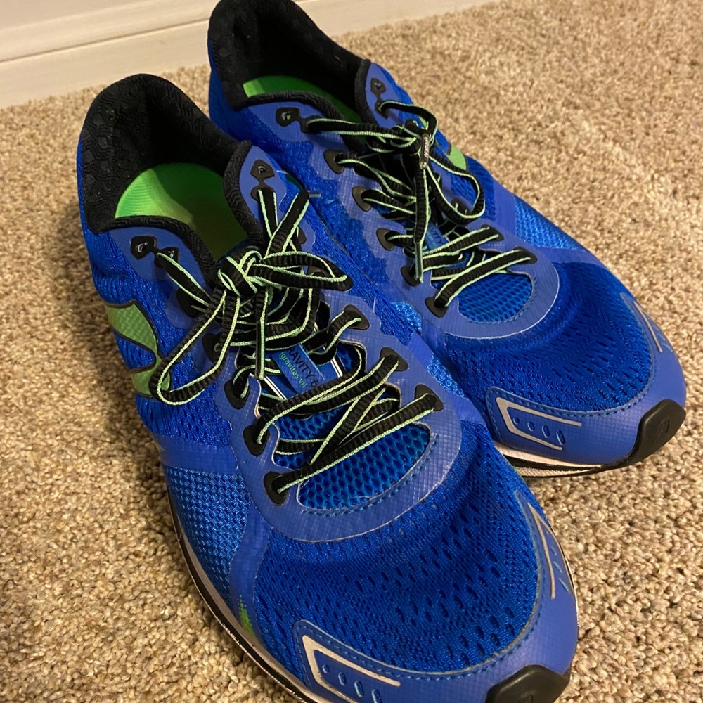 Newton Gravity running shoes
